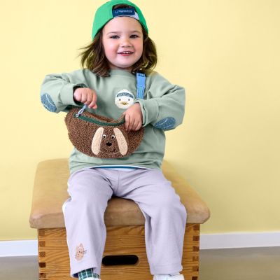 Laessig Tiny Team Bauchtasche fuer Kinder in Brown mit weicher Teddy Fleece Optik verstellbarem Gurt und 3D Frottier Stickerei Hund oder Katze als Mini Bum Bag fuer kleine Schaetze ab 2 Jahren erhaeltlich im Babyladen Erlangen